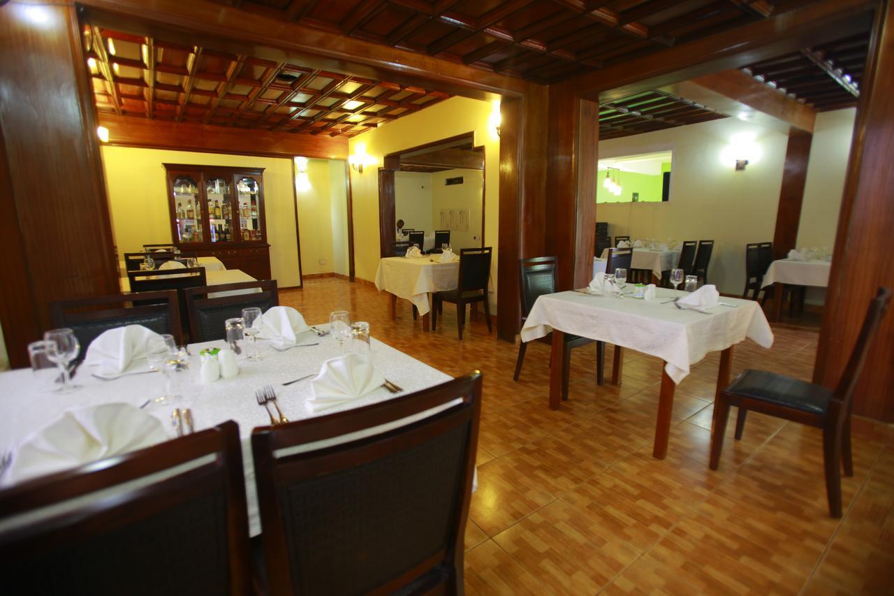 Shangri-La Hotel Muyenga Bugolobi Εξωτερικό φωτογραφία